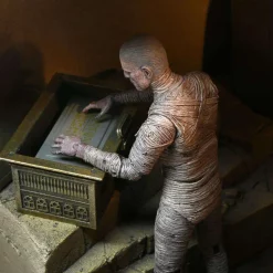 Best Sale 🎉 NECA Universal Monsters The Mummy Action Figure Accessory Pack [Mummy Figure Sold Separately!] 🎉 -US Horror Sales 2022 accessorypackthemummy inset3