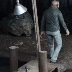 Cheapest ⌛ NECA Friday the 13th Camp Crystal Lake Accessory Set [Action Figure Not Included!] ✨ -US Horror Sales 2022 campcrystallakeaccest inset3