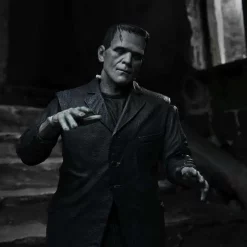 Coupon 👍 NECA Universal Monsters Frankenstein's Monster Action Figure [Ultimate Version, Black & White] 👍 -US Horror Sales 2022 necafrankenstein inset2