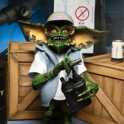 Cheap ⌛ NECA Demolition Gremlins Action Figure 2-Pack 👍 -US Horror Sales 2022 necagremlins22pack inset4
