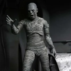 Best deal 🧨 NECA Universal Monsters The Mummy Action Figure [Ultimate Version, Black & White] 🧨 -US Horror Sales 2022 necamummyblackwhite inset2