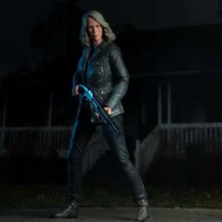 Flash Sale ✔️ NECA 💀 Halloween 2018 Laurie Strode Action Figure [Ultimate Version] 👏 -US Horror Sales 2022 necaultimatelauriestrode inset4
